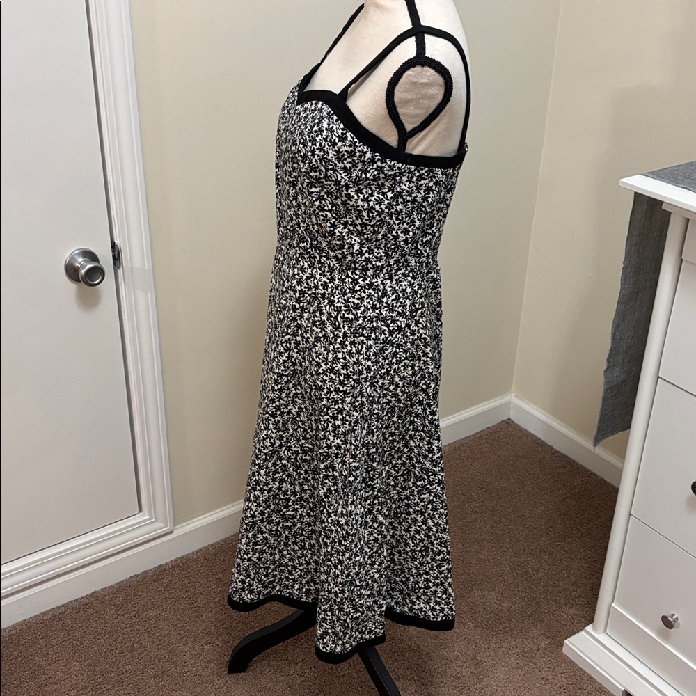 Dress Barn Black and White Patterned Midi Dress with removable straps size 8 - Picture 6 of 11